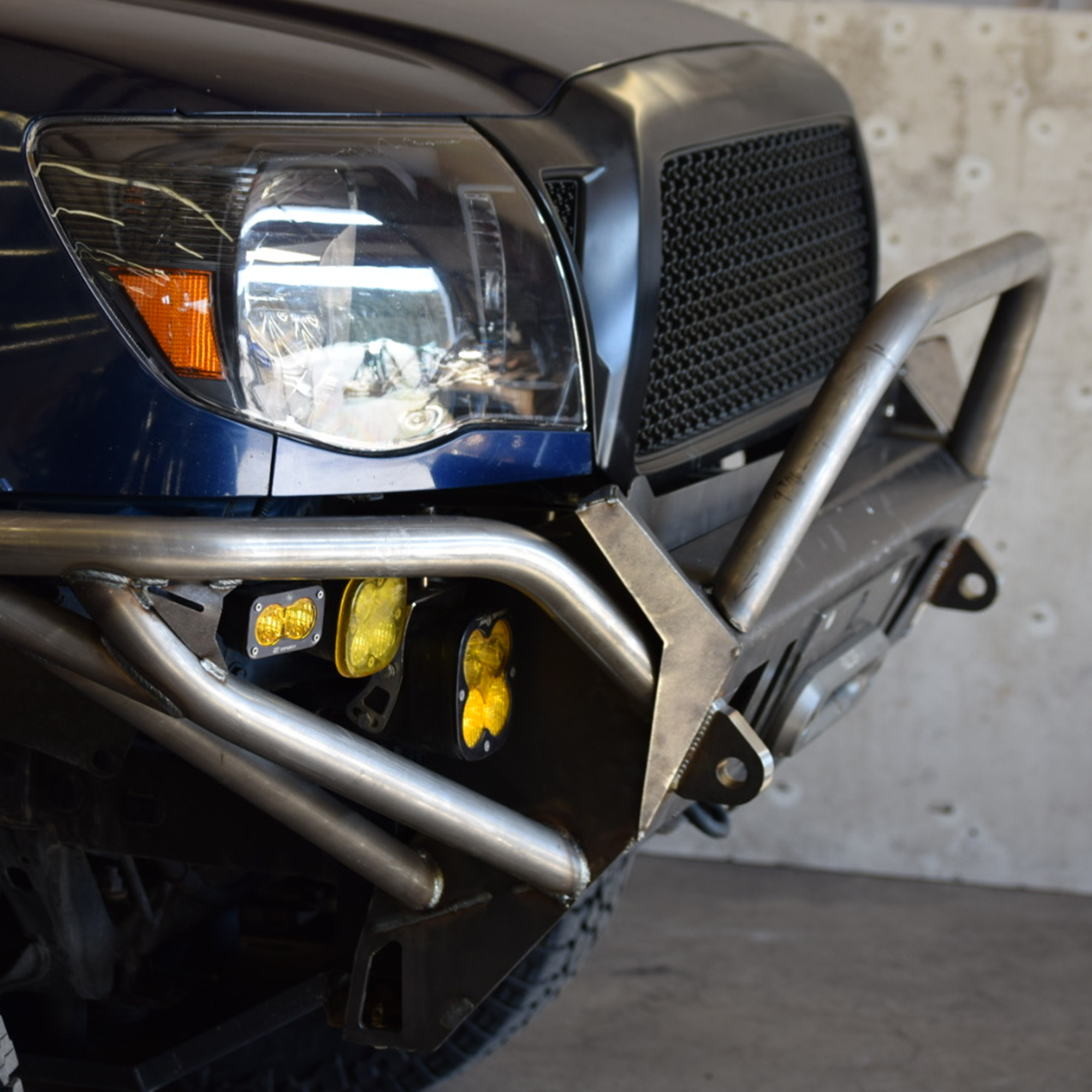 2005-2011 / 2nd Gen / Tacoma Hybrid Front Bumper