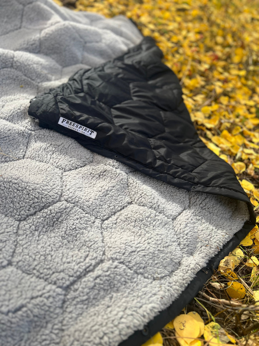 Anywhere Poncho/Puff Blanket - Clearance